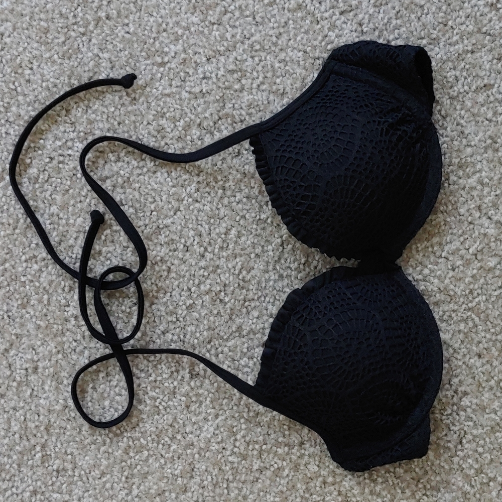 Hollister lace bikini top